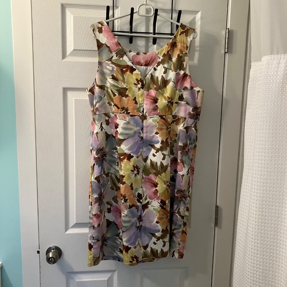 XL Multicolour Dress w/pockets - Picture 2 of 3